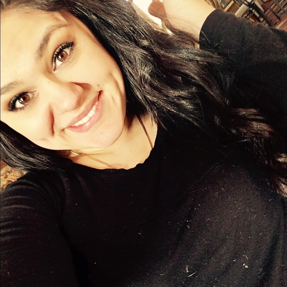 Meet your Posher, Anna